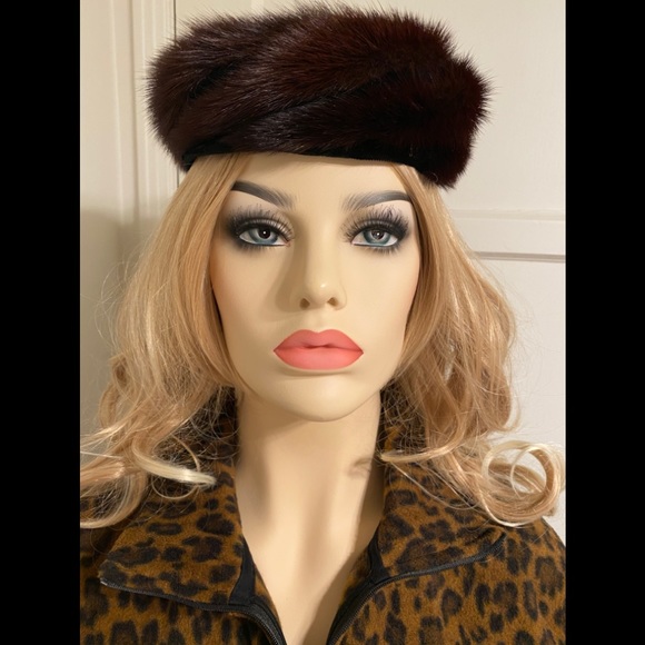 Vintage Mink Hat - Picture 14 of 15